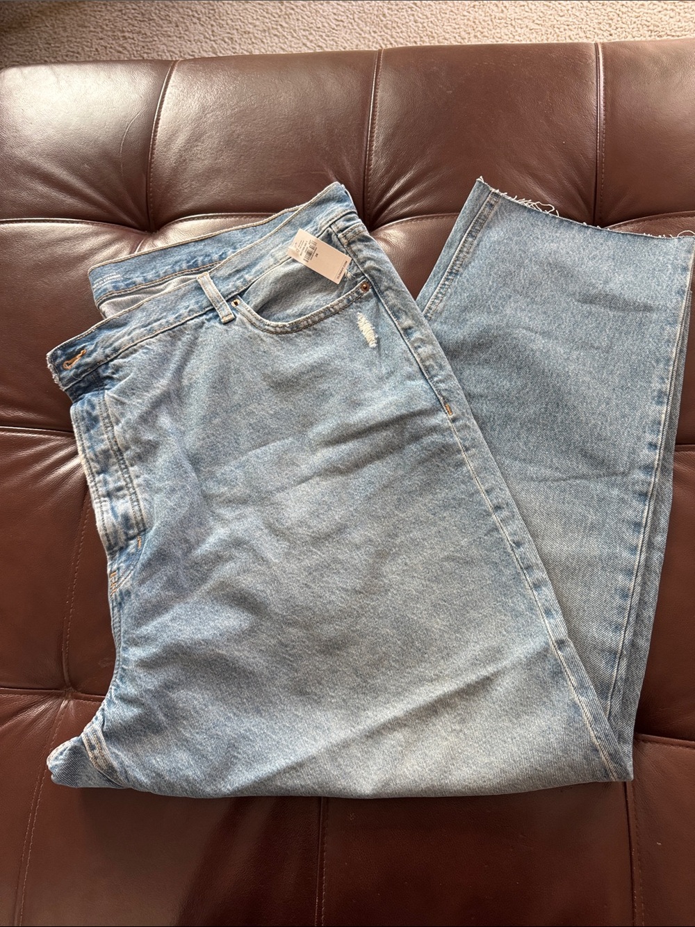 Old Navy Women's Light Blue Relaxed Fit Jeans